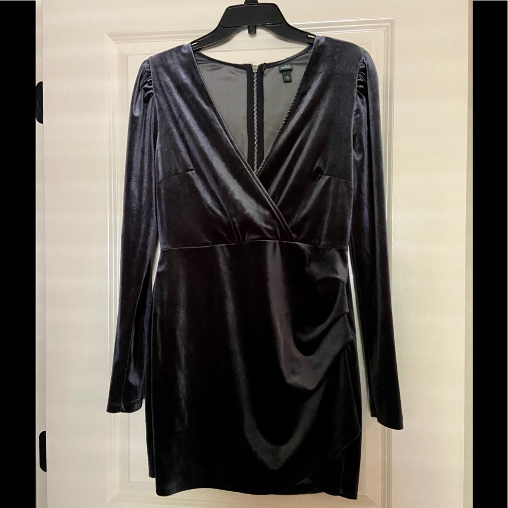 Women’s dress